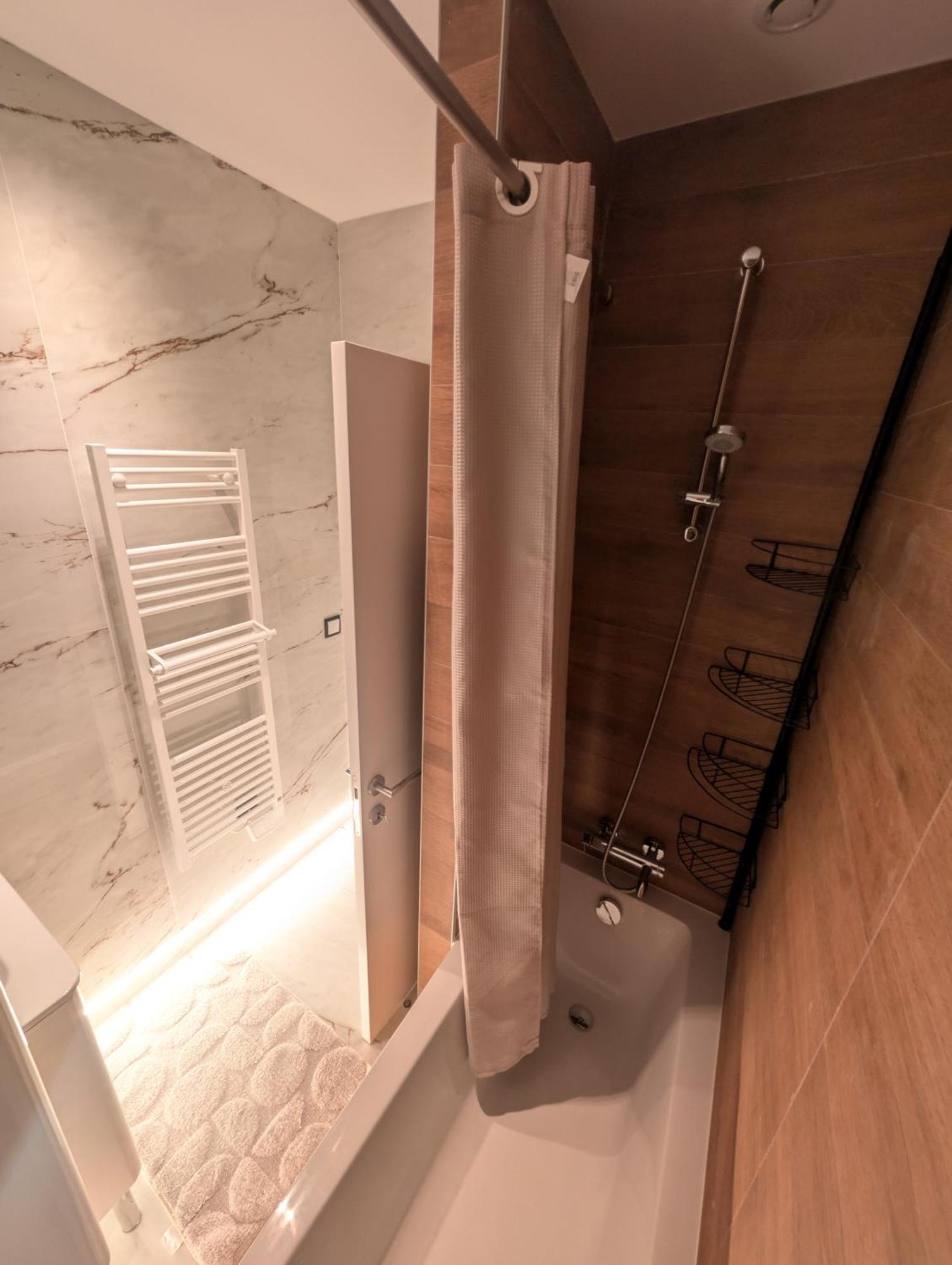 Omarais Guest House Париж Екстериор снимка